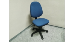 Nová modrá kancelářská židle